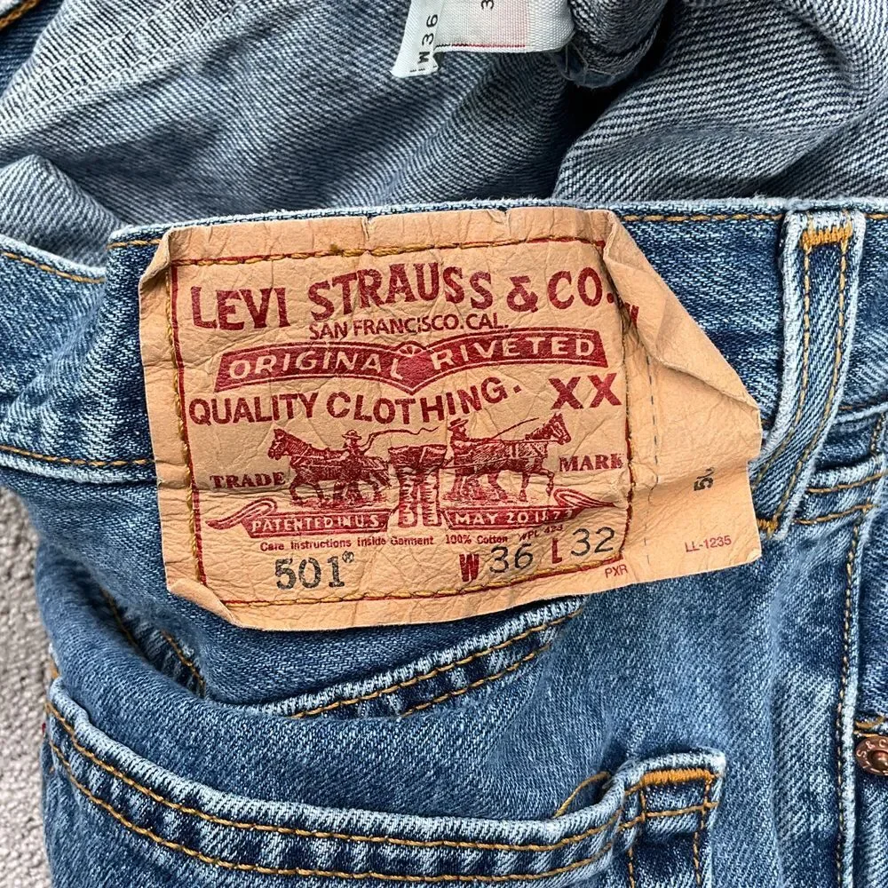 Levis 501 Jeans Men W36 L32 M Blue Button Fly 423 Straight Denim Red Bat‎ Wing